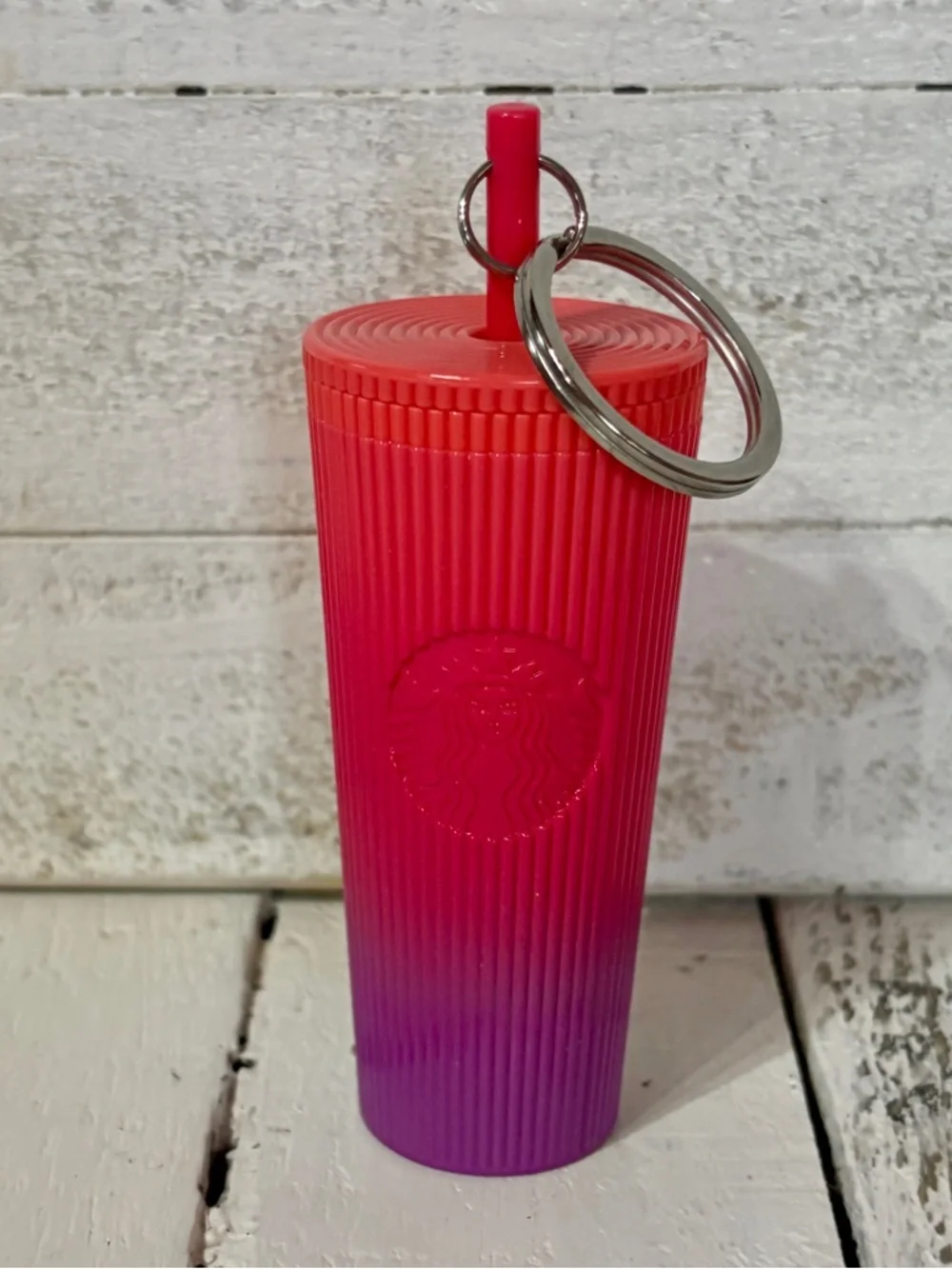 NWT Starbucks Pink to Purple Ombre Pleated Cold Cup Keychain